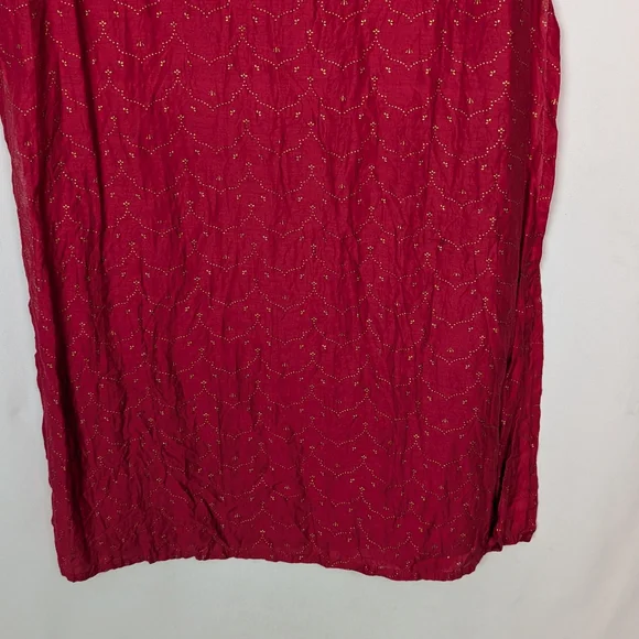 Red Sleeveless Dress - Picture 5 of 12